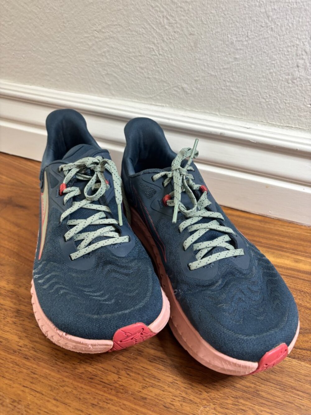 Altra Torin 7 Women's Running Shoes Size 10 Navy Pink Road Running